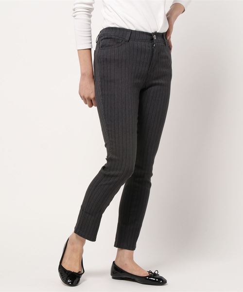 BELLUNA(ベルーナ)の「ストレッチ美脚切替パンツ68丈(その他パンツ・レディース・チャコールグレー/ブラック/ベージュ/ネイビー/グレー/グレー系その他/ブラウン系その他/ブルー系その他/チャコール・SMALL/MEDIUM/LARGE/X-LARGE)」の4枚目の写真