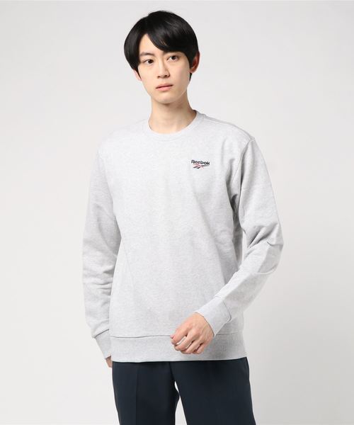 Reebok(リーボック)の「クラシックス ベクター クルー スウェットシャツ / Classics Vector Crew Sweatshirt(スウェット・メンズ・ブラック/ライトグレー/ネイビー・X-LARGE/MEDIUM/LARGE/XX-LARGE/SMALL/X-SMALL)」の3枚目の写真