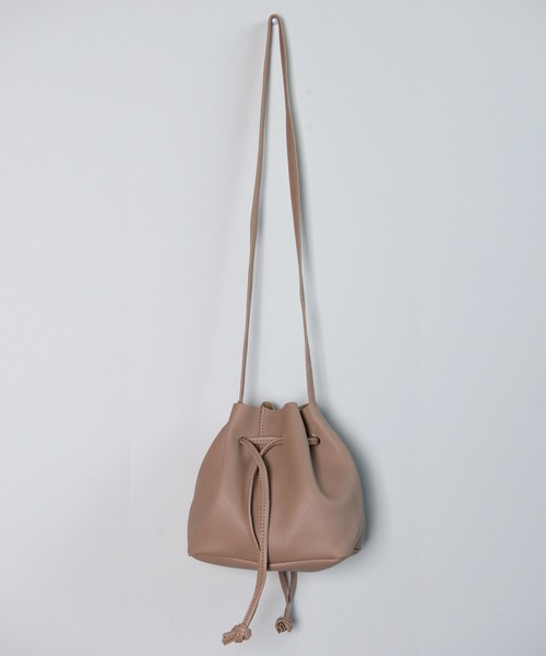 shopnikoniko（ショップニコニコ）の「ワンショルダー巾着バッグ（ショルダーバッグ・レディース・ホワイト/ブラック/ベージュ/サックスブルー/イエロー・フリー）」の9枚目の写真