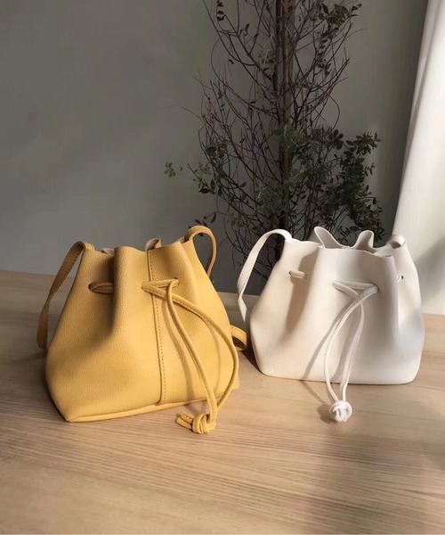 shopnikoniko（ショップニコニコ）の「ワンショルダー巾着バッグ（ショルダーバッグ・レディース・ホワイト/ブラック/ベージュ/サックスブルー/イエロー・フリー）」の13枚目の写真