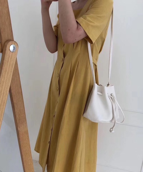 shopnikoniko（ショップニコニコ）の「ワンショルダー巾着バッグ（ショルダーバッグ・レディース・ホワイト/ブラック/ベージュ/サックスブルー/イエロー・フリー）」の19枚目の写真