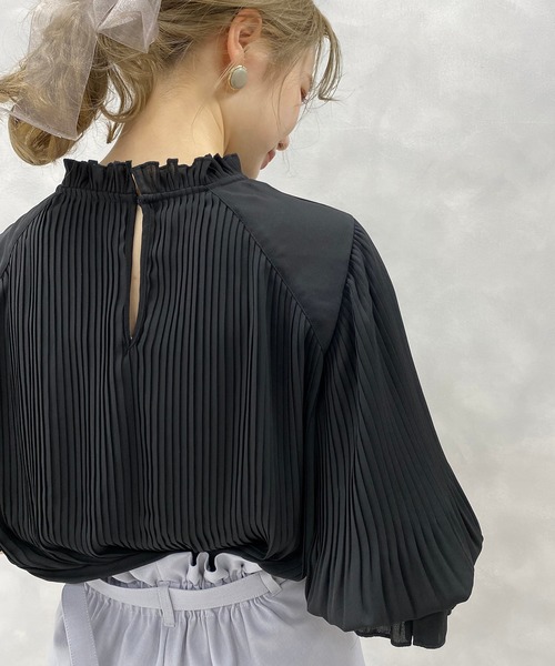 one after another NICE CLAUP（ワンアフターアナザーナイスクラップ）の「【WEB限定】消しプリーツブラウス（シャツ/ブラウス・レディース・ブラック/モカ/ベージュ系その他/ピンクベージュ/ドット・FREE）」の14枚目の写真