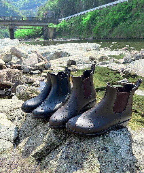 SOROTTO(ソロット)の「完全防水 サイドゴアラバーレインブーツ(レインシューズ・レディース・ブラック/ダークブラウン・22.5cm/23.0cm/23.5cm/24.0cm/24.5cm/25.0cm/25.5cm/26.0cm/26.5cm)」の20枚目の写真