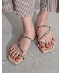 親指リングビーチサンダル