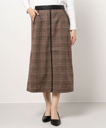 先染めオーバーチェック合皮パイピングスカート
