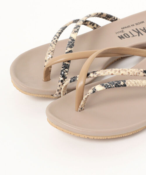 Ray BEAMS（レイビームス）の「PLAKTON / スネーク トング サンダル（サンダル・レディース・ベージュ/ブラック・38/39/35/36/37）」の3枚目の写真