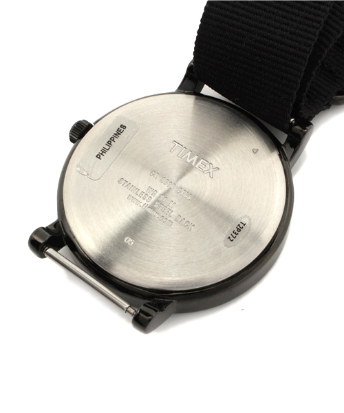 bpr BEAMS（ビーピーアール ビームス ）の「TIMEX / クラシックラウンド　カラー（アナログ腕時計・メンズ・グレー/ブラック・ONE SIZE）」の7枚目の写真