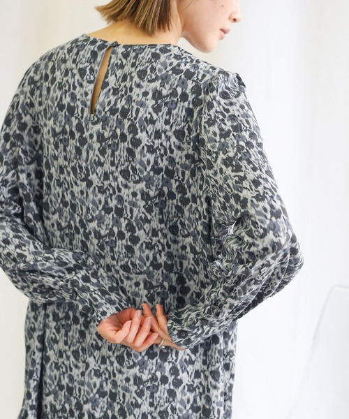 select MOCA（セレクトモカ）の「2021 SS ニュアンスティアードデザインワンピース（ワンピース・レディース・ブラック/ベージュ・FREE）」の7枚目の写真