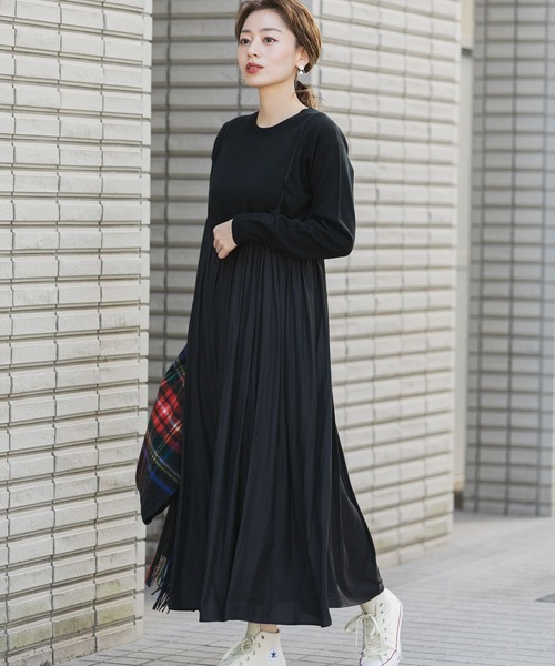 URBAN RESEARCH Sonny Label（アーバンリサーチサニーレーベル）の「プリーツキャミワンピ×クルーニット（ワンピース・レディース・ブラック/ベージュ系その他/ブルー・FREE）」の2枚目の写真