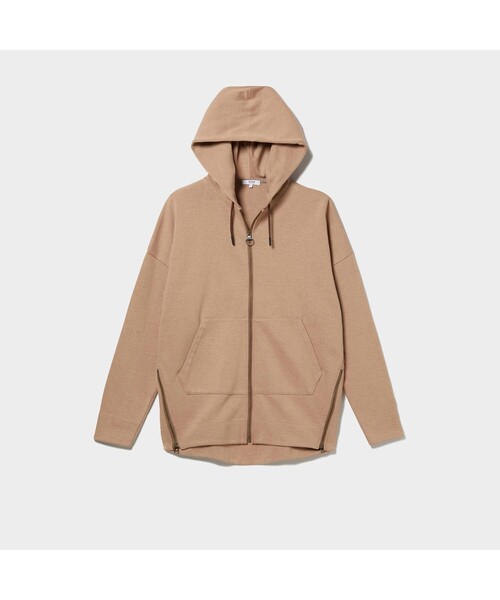 AIGLE(エーグル)の「ドロップショルダースウェットジップパーカ(パーカー・レディース・ホワイト/ベージュ/ネイビー/アイボリー・S/M/L)」の8枚目の写真