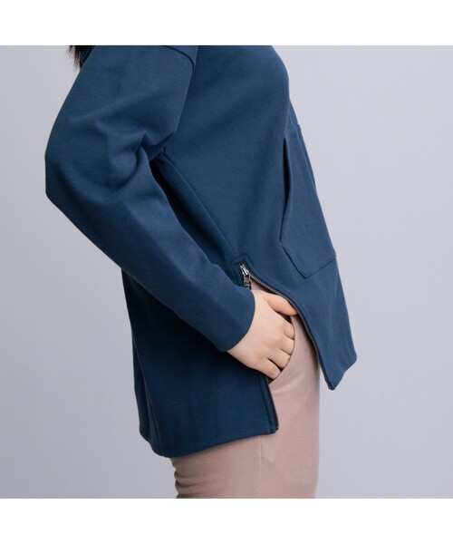 AIGLE(エーグル)の「ドロップショルダースウェットジップパーカ(パーカー・レディース・ホワイト/ベージュ/ネイビー/アイボリー・S/M/L)」の18枚目の写真