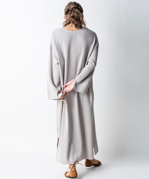 MILLION CARATS（ミリオンカラッツ）の「【STYLE4】チャイナ風ワッフルワンピース（ワンピース・レディース・ライトグレー/サンドベージュ・FREE）」の11枚目の写真