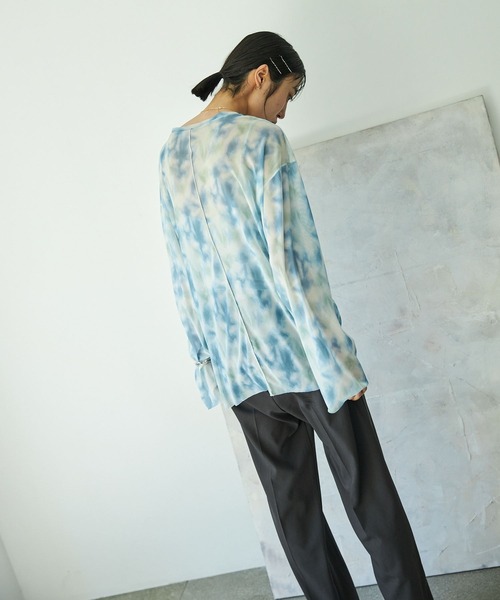 VACANCY（ヴァカンシー）の「ニュアンス柄シアートップス（シャツ/ブラウス・レディース・ブルー/その他・FREE）」の7枚目の写真