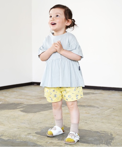 quoti use fith（クゥオティ　ユース　フィス）の「ブロードフラワープリント タック ショートパンツ（その他パンツ・キッズ・グレー/イエロー・100/130/80/110/120/90）」の20枚目の写真