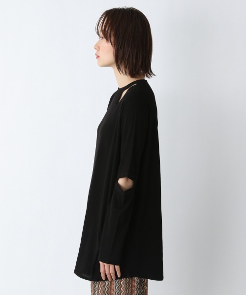 JEANASIS（ジーナシス）の「カッティングトロミリブプルオーバー/943492（Tシャツ/カットソー・レディース・ホワイト/ブラック/ベージュ・FREE）」の18枚目の写真