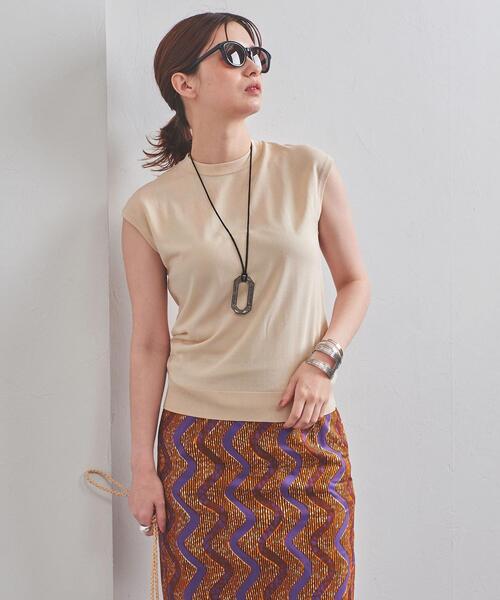 UNITED ARROWS（ユナイテッドアローズ）の「UBC ミニハイネック フレンチスリーブニット◆（ニット/セーター・レディース・ダークブラウン/ベージュ/ネイビー・FREE）」の4枚目の写真