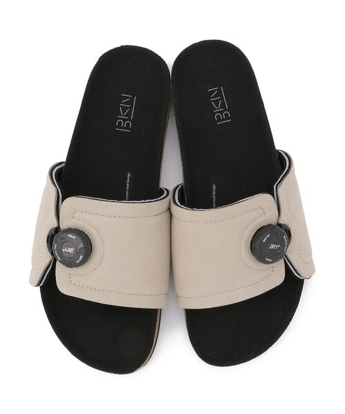 PG(ピージー)の「pg/ピージー Vagan suede ビーガンスウェードサンダル(サンダル・メンズ・ブラック/ベージュ・42/43/41)」の4枚目の写真