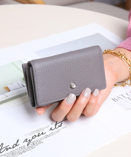 Ungrid（アングリッド）の「【Ungrid/アングリッド】牛革天然石ブローチ　L字ファスナーポケット付きキーケース（キーケース/キーアクセサリー・レディース・ダークグリーン/キャメル/ダークブルー/ワイン/カーキ/オリーブ/ターコイズブルー/ライトグリーン/マスタード/ブラック/ベージュ系その他/ベージュ/ピンク/グレー/ミント/ブルー系その他/アイボリー・FREE）」の4枚目の写真