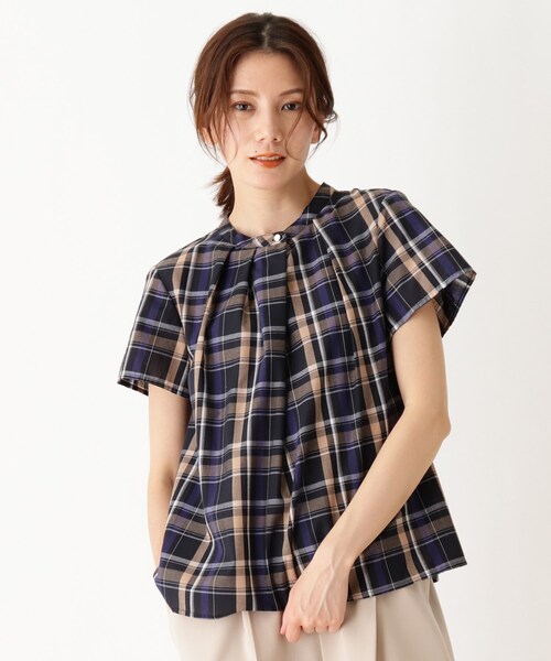 DRESKIP（ドレスキップ）の「◆フロントタックブラウス（シャツ/ブラウス・レディース・ダークブラウン/サンドベージュ/ベージュ系その他2/ネイビー系1・02/03/04）」の4枚目の写真