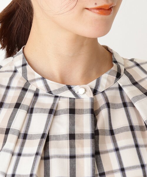DRESKIP（ドレスキップ）の「◆フロントタックブラウス（シャツ/ブラウス・レディース・ダークブラウン/サンドベージュ/ベージュ系その他2/ネイビー系1・02/03/04）」の8枚目の写真