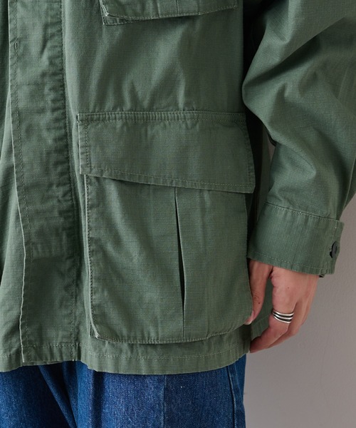 DISCOAT（ディスコート）の「リップストップM65ファティーグジャケット（ミリタリージャケット・メンズ・ブラック/カーキ・MEDIUM/LARGE）」の4枚目の写真