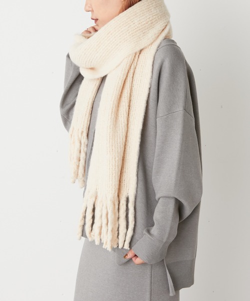 Omekashi(オメカシ)の「リサイクルフリンジストール(マフラー・レディース・グレー/ブルー/オフホワイト・FREE)」の5枚目の写真
