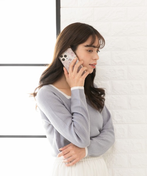 rienda（リエンダ）の「iPhone14 iPhone14Pro iPhoneSE (第2世代/第3世代) iPhone13Pro iPhone13 iPhone8/7/6s/6 rienda [TPUクリアケース/Dress Flower] スマホケース（スマホケース/カバー・レディース・ホワイト/ピンク・K/A/O/N）」の16枚目の写真