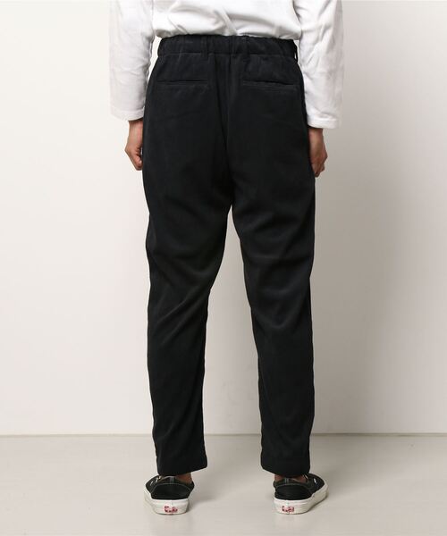 AZUL by moussy(アズールバイマウジー)の「CORDUROY TAPERED PANTS/コーデュロイテーパードパンツ(その他パンツ・メンズ・ブラック/ベージュ/グレー系その他・MEDIUM/LARGE)」の5枚目の写真