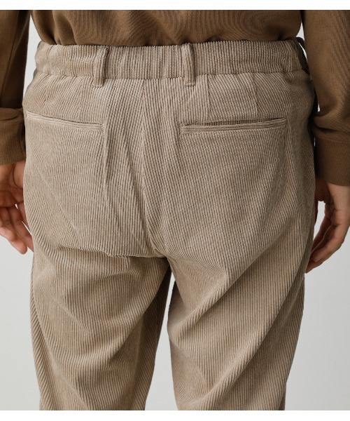 AZUL by moussy(アズールバイマウジー)の「CORDUROY TAPERED PANTS/コーデュロイテーパードパンツ(その他パンツ・メンズ・ブラック/ベージュ/グレー系その他・MEDIUM/LARGE)」の7枚目の写真