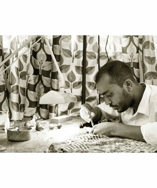 IEDIT（イディット）の「ＩＥＤＩＴ　Ｍａｄｅ　ｉｎ　Ｉｎｄｉａ　オリジナルカットの天然石ネックレス（ネックレス・レディース・ピンク/ブルー/ブラウン系その他・ONE SIZE）」の8枚目の写真