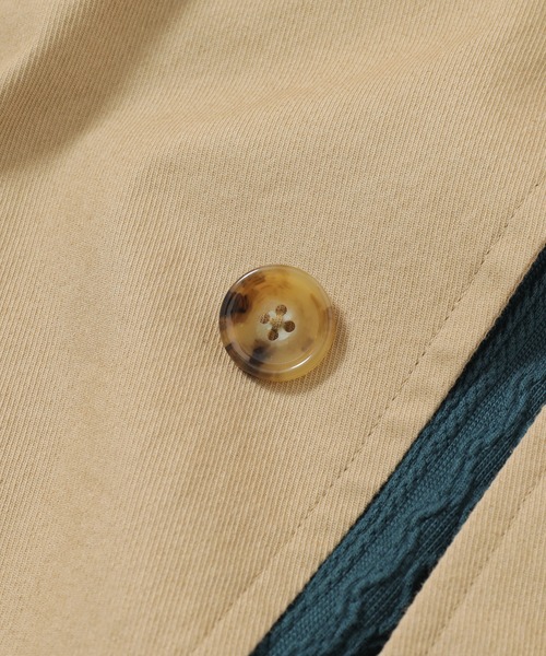 MEN'S BIGI（メンズビギ）の「ストレッチシャンブレースプリングコート（ステンカラーコート・メンズ・ベージュ/ネイビー・01/02/03）」の10枚目の写真