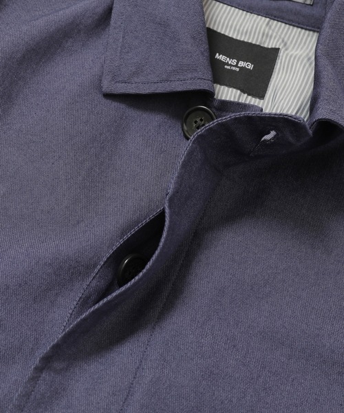 MEN'S BIGI（メンズビギ）の「ストレッチシャンブレースプリングコート（ステンカラーコート・メンズ・ベージュ/ネイビー・01/02/03）」の15枚目の写真