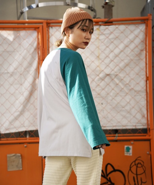 AVIREX（アヴィレックス）の「【直営店限定】AVIREX USA75 RAGLAN L/S T-SHIRT/ ラグラン長袖ティーシャツ（Tシャツ/カットソー・レディース・ブラック/グリーン/その他5・FREE）」の14枚目の写真