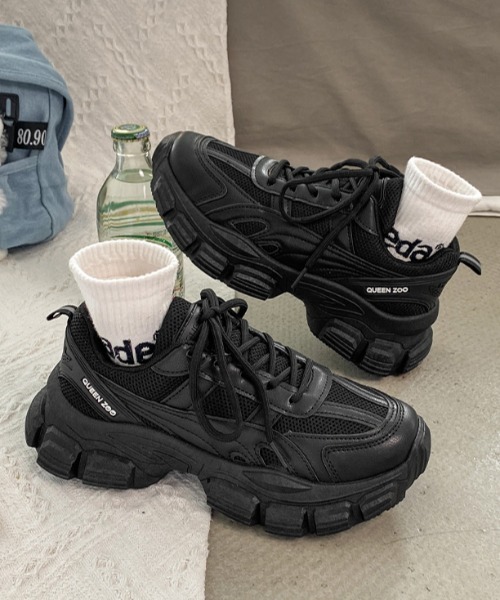 MANGROVE（マングローブ）の「ボリュームダッドスニーカー（スニーカー・レディース・ブラック/ホワイト・SMALL/LARGE/MEDIUM）」の2枚目の写真