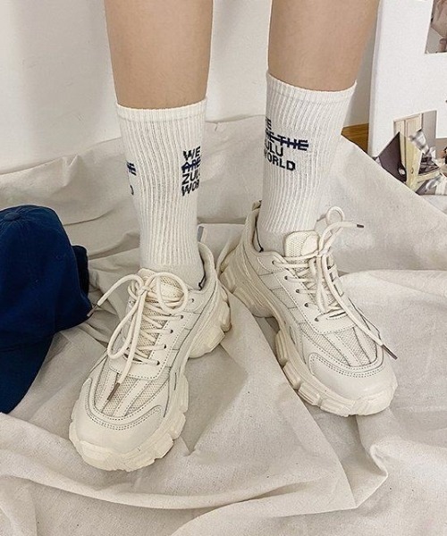 MANGROVE（マングローブ）の「ボリュームダッドスニーカー（スニーカー・レディース・ブラック/ホワイト・SMALL/LARGE/MEDIUM）」の3枚目の写真