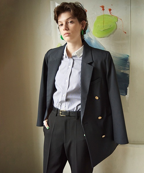 Mila Owen ミラ オーウェン 新品未使用 テーパードパンツ　カーキ ミラ オーウェン Mila Owen ベイカーチノパンツ （カーキ