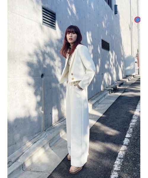 MOUSSY（マウジー）の「NO TUCK WIDE SLACKS（スラックス・レディース・ベージュ系その他/ターコイズブルー/アイボリー・2/1）」の18枚目の写真