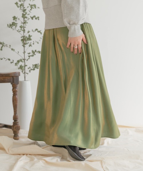 ITEMS URBANRESEARCH（アイテムズ アーバンリサーチ）の「ギャザーロングスカート（スカート・レディース・ベージュ/パープル/グリーン・FREE）」の5枚目の写真