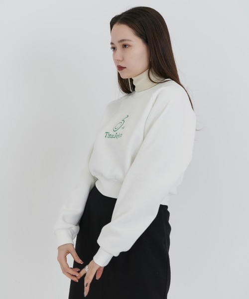 TINA：JOJUN（ティーナジョジュン）の「ロゴ刺繍 クロップドスウェット TINA：JOJUN（スウェット・レディース・ホワイト/ブラック・M）」の19枚目の写真