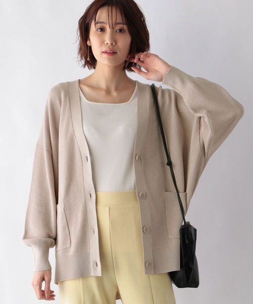 GLOBAL WORK(グローバルワーク)の「洗えるゆるリラックスVカーディガン/262130(カーディガン/ボレロ・レディース・ブラック/レッド/オフホワイト/アイボリー/グリーン系その他・MEDIUM/LARGE)」の4枚目の写真