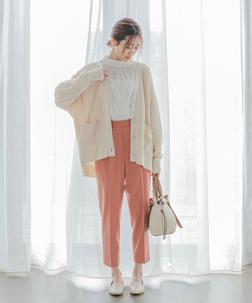 GLOBAL WORK(グローバルワーク)の「洗えるゆるリラックスVカーディガン/262130(カーディガン/ボレロ・レディース・ブラック/レッド/オフホワイト/アイボリー/グリーン系その他・MEDIUM/LARGE)」の7枚目の写真