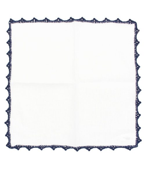 BEAMS F（ビームスエフ）の「MUNGAI / パイピングチーフ（バンダナ/スカーフ・メンズ・ホワイト/ベージュ/ロイヤルブルー/ブルー系その他/ネイビー/その他1/その他2・ONE SIZE）」の3枚目の写真