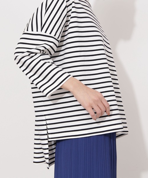NATURAL BEAUTY BASIC(ナチュラルビューティーベーシック)の「オーガニックコットンテントラインボーダーカットソー(Tシャツ/カットソー・レディース・ブラック系その他/レッド系その他/グリーン系その他・MEDIUM)」の12枚目の写真