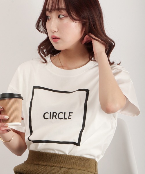 EACH.(イーチ)の「EACH サークルプリントTシャツ(Tシャツ/カットソー・レディース・ブラック/ホワイト/パープル/グリーン・FREE)」の2枚目の写真