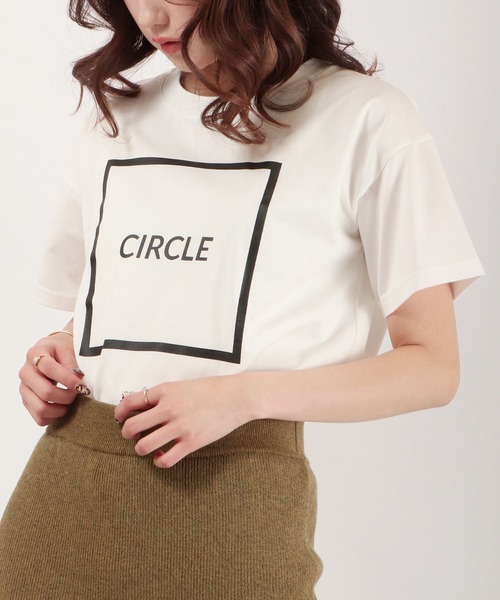 EACH.(イーチ)の「EACH サークルプリントTシャツ(Tシャツ/カットソー・レディース・ブラック/ホワイト/パープル/グリーン・FREE)」の7枚目の写真