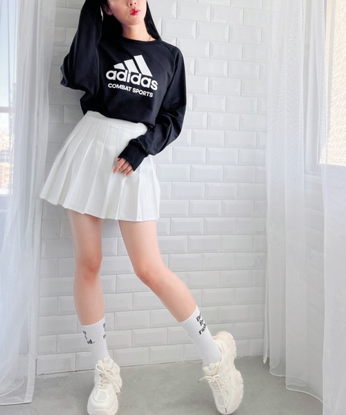 adidas(アディダス)の「adidas COMBAT SPORTS(アディダス コンバットスポーツ)/BIGロゴオーバーサイズスウェットプルオーバー /Logo Sweatshirt(スウェット・レディース・ブラック/アイボリー/グレー・L/M)」の9枚目の写真