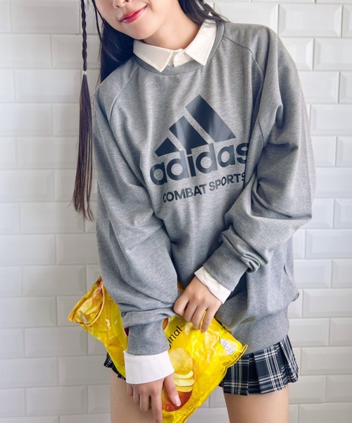 adidas(アディダス)の「adidas COMBAT SPORTS(アディダス コンバットスポーツ)/BIGロゴオーバーサイズスウェットプルオーバー /Logo Sweatshirt(スウェット・レディース・ブラック/アイボリー/グレー・L/M)」の7枚目の写真