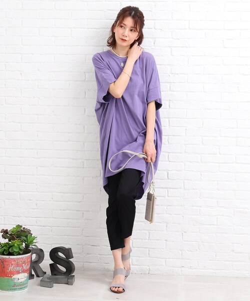 SHOO・LA・RUE(シューラルー)の「◆ビッグドルマンTシャツワンピース(ワンピース・レディース・ブラック/カーキ/ライトパープル/ブラック系2/ピンク系7・00)」の6枚目の写真