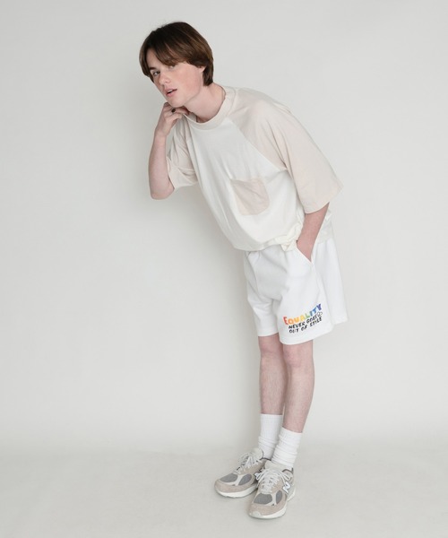 【Off-White】グラフィック プリント ハイ ウエスト ショーツ セール】Levi's/リーバイス PRIDECOLLECTION グラフィック