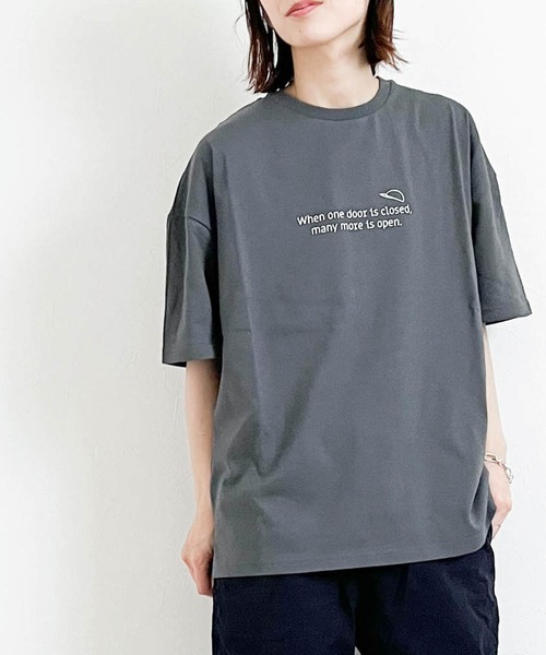 Ritzy（リッツィー）の「10/天竺 EMO NIGHT ブリントTシャツ レディース メンズ（Tシャツ/カットソー・メンズ・チャコール/グリーン/ホワイト/イエロー・LARGE/X-LARGE/MEDIUM）」の4枚目の写真